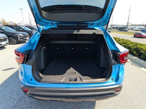 New 2026 Chevrolet Trax RS image 8