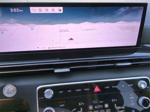 Certified 2025 Genesis GV80 2.5T Standard image 18