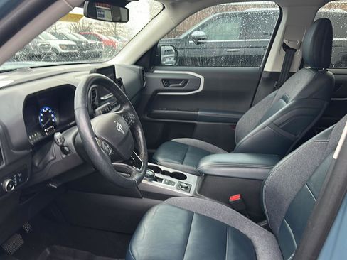 Used 2023 Ford Bronco Sport Outer Banks w/ Tech Package image 2