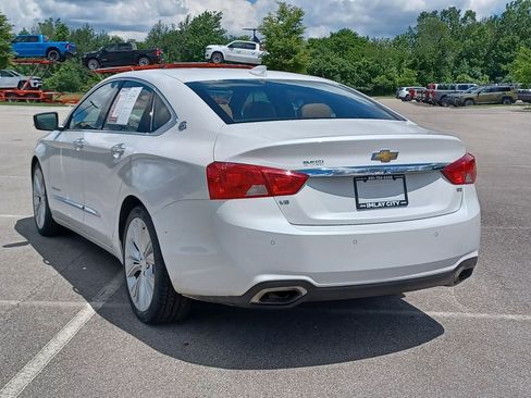 Used 2016 Chevrolet Impala LTZ w/ Enhanced Convenience Package FWD image 3