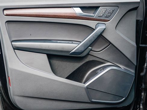 Certified 2023 Audi Q5 2.0T Premium w/ Convenience Package image 22