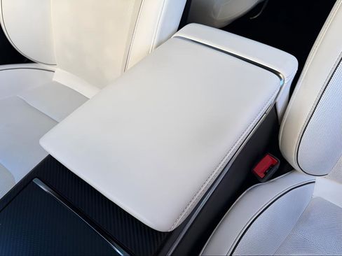 Used 2023 Tesla Model X Plaid image 45