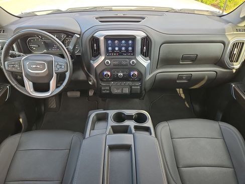 Used 2022 GMC Sierra 3500 SLT w/ Gooseneck/5TH Wheel Package image 17