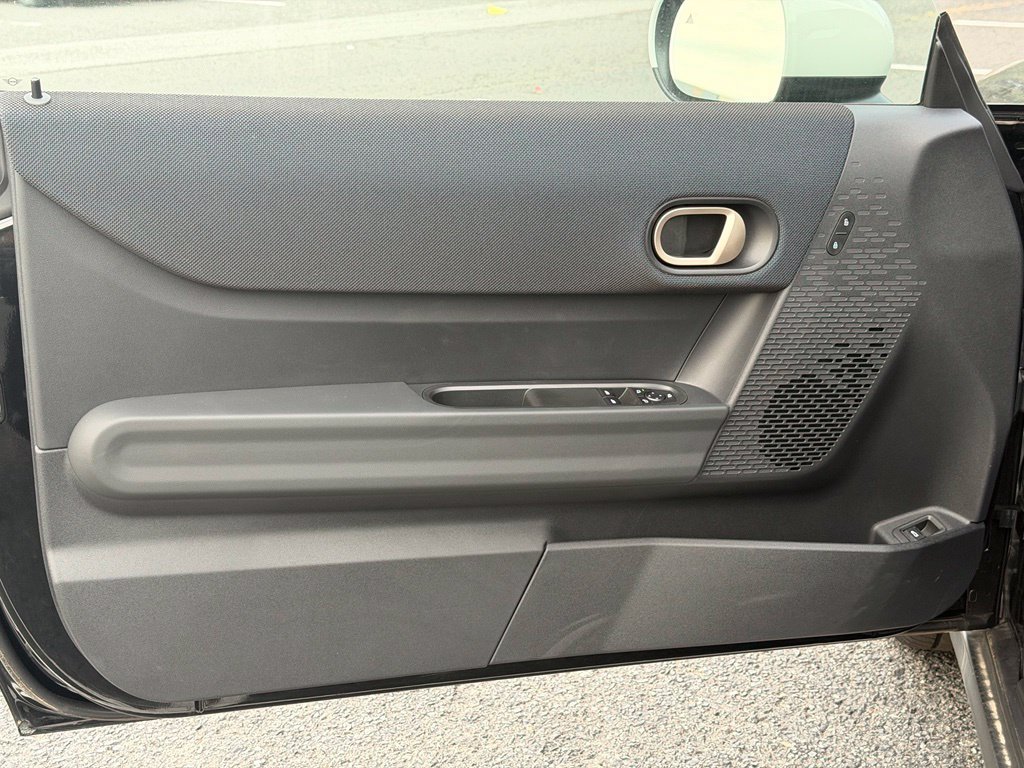 New 2026 MINI Cooper 2-Door Hardtop FWD image 22