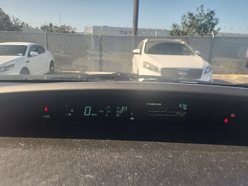 Used 2010 Toyota Prius Two FWD image 21