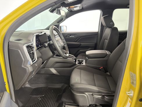 Certified 2024 GMC Canyon Elevation w/ Convenience Package AWD/4WD image 6