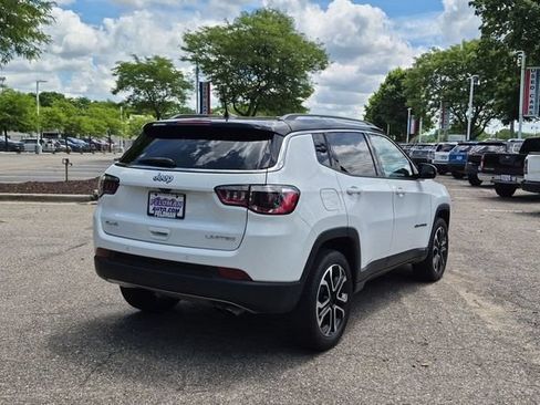 Used 2022 Jeep Compass Limited AWD/4WD image 3