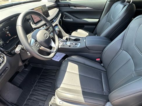 New 2025 INFINITI QX60 Sensory w/ Vision Package image 16