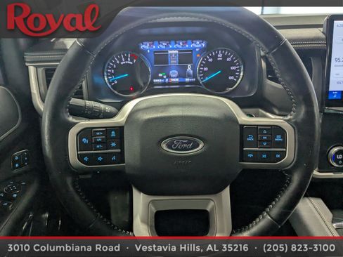 Used 2022 Ford Expedition Max XLT AWD/4WD image 22