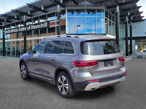 Used 2026 Mercedes-Benz GLB 250 4MATIC image 3