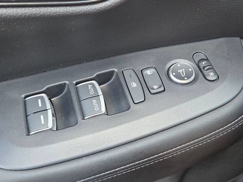 Used 2024 Honda HR-V EX-L image 30
