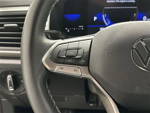 Certified 2023 Volkswagen Atlas Cross Sport SE image 8