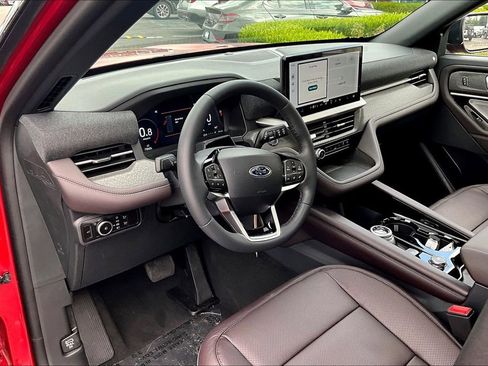 New 2026 Ford Explorer Platinum w/ LUX Leather Package AWD/4WD image 6