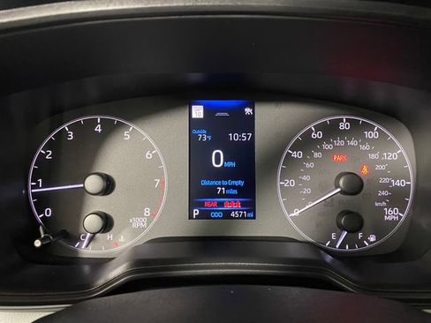 Certified 2025 Toyota Corolla SE FWD image 19