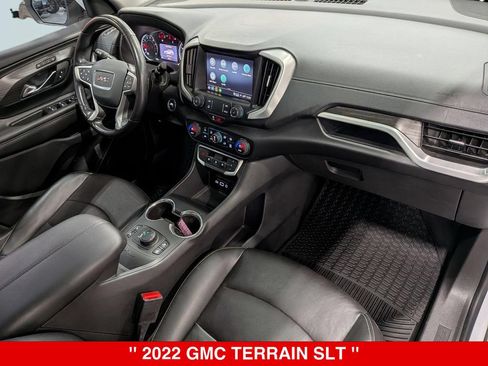 Used 2022 GMC Terrain SLT AWD/4WD image 32