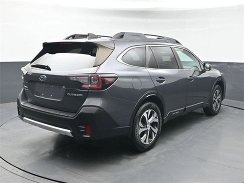 Used 2020 Subaru Outback Limited image 5