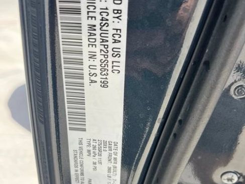 Used 2023 Jeep Wagoneer 2WD w/ Premium Group I image 16