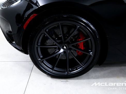 New 2026 McLaren 750S Spider RWD image 25