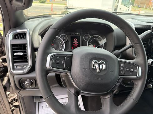 Used 2026 RAM 2500 Big Horn AWD/4WD image 15
