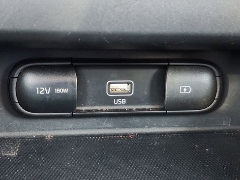 Used 2023 Kia Seltos S FWD image 19