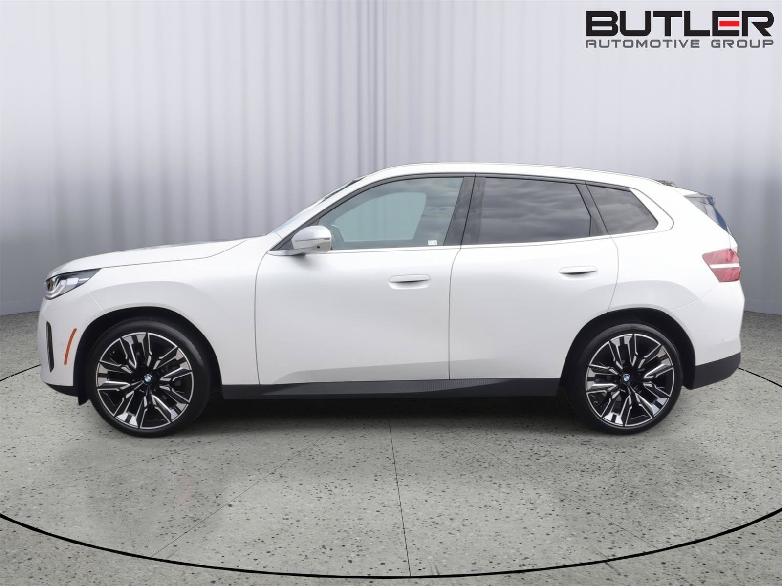 Used 2026 BMW X3 xDrive30i w/ Premium Package AWD/4WD image 3