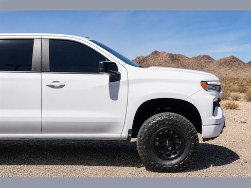 Used 2022 Chevrolet Silverado 1500 RST w/ Convenience Package II AWD/4WD image 6