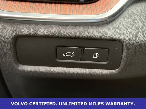 Certified 2023 Volvo S60 T8 Plus w/ Protection Package Premier image 20