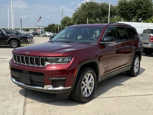 Used 2021 Jeep Grand Cherokee L Limited AWD/4WD image 10