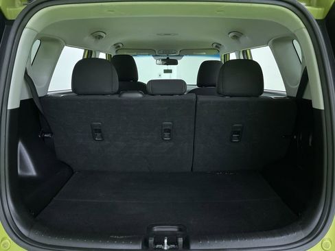 Used 2018 Kia Soul FWD image 27