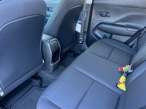 New 2026 Hyundai Kona SE image 12