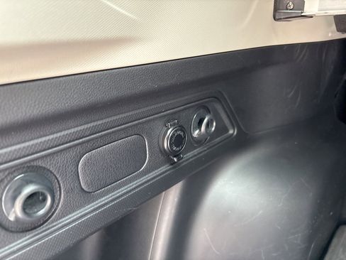 Used 2021 Subaru Forester Limited w/ Popular Package #3 image 32