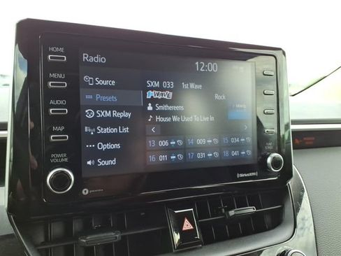 Certified 2021 Toyota Corolla LE FWD image 19