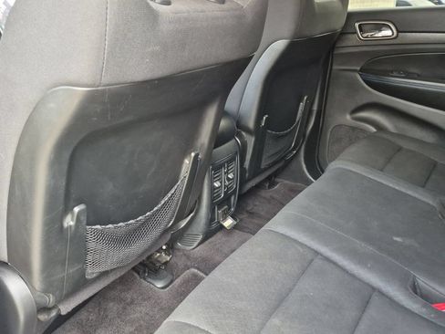 Used 2018 Jeep Grand Cherokee Laredo AWD/4WD image 17