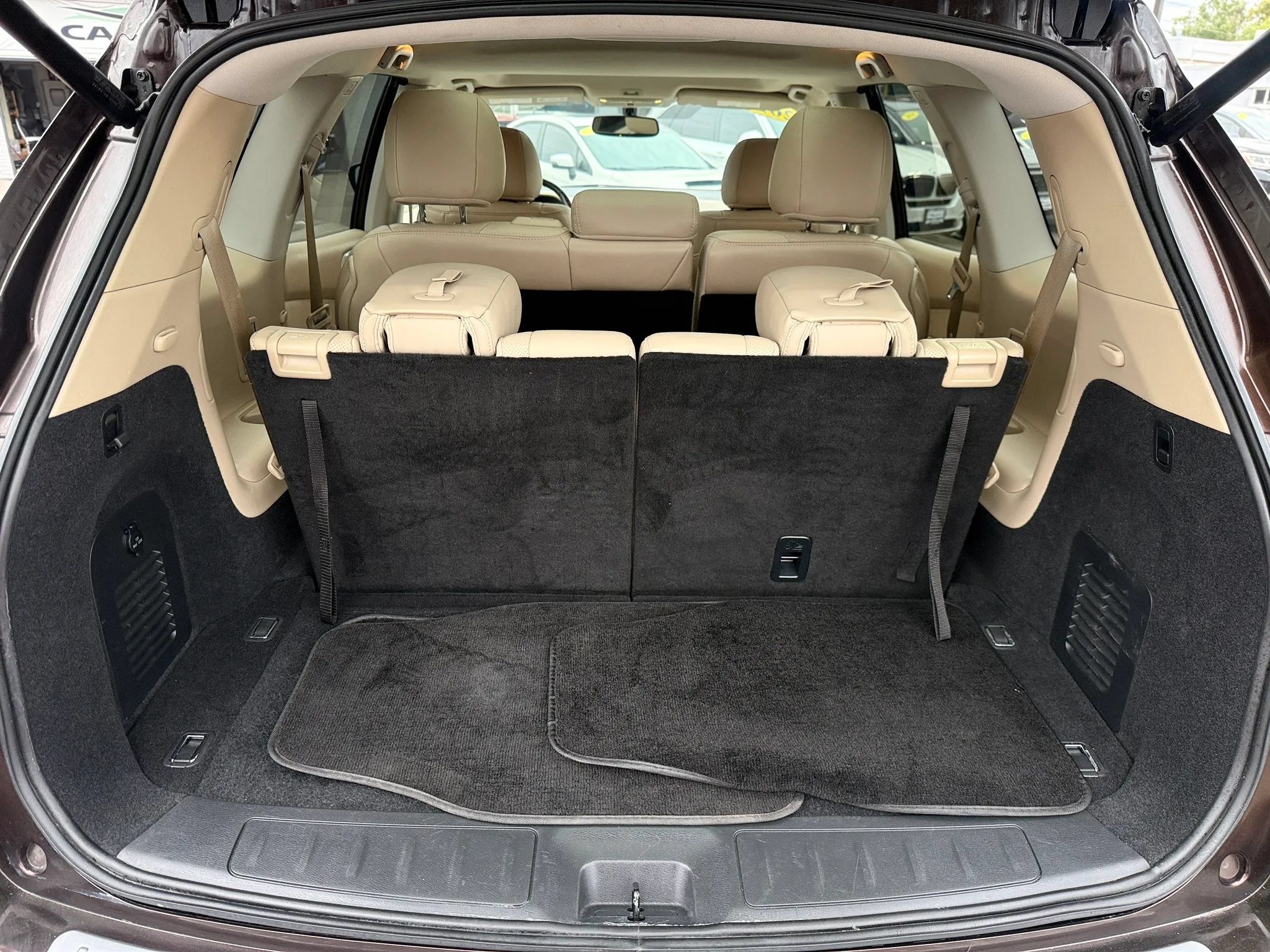 Used 2020 Nissan Pathfinder Platinum AWD/4WD image 26