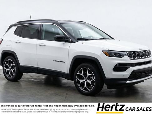 Used 2025 Jeep Compass Limited image 1