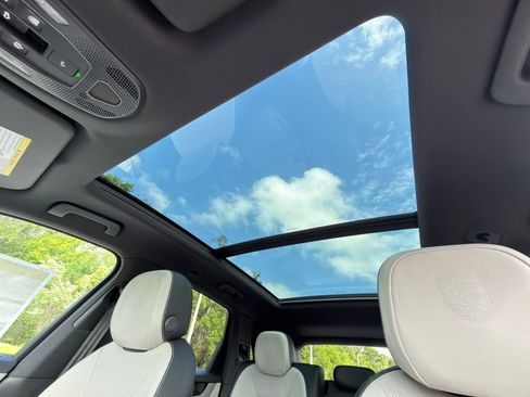 New 2026 Porsche Cayenne S image 15