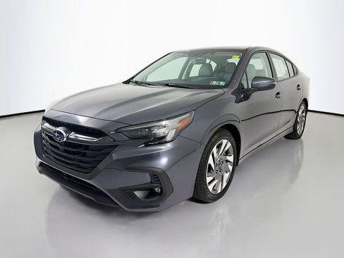 Used 2025 Subaru Legacy Limited AWD/4WD image 3
