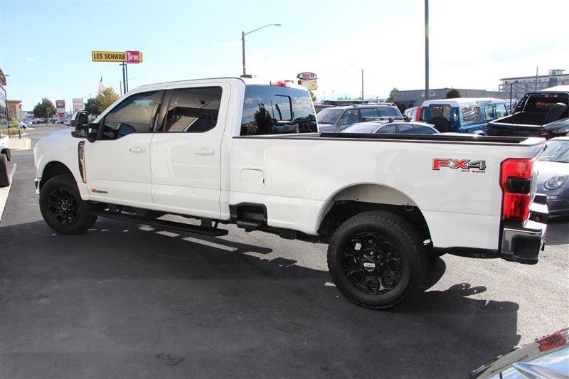 Used 2023 Ford F350 Lariat w/ FX4 Off-Road Package AWD/4WD image 5