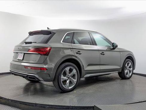 Used 2023 Audi Q5 2.0T Premium Plus w/ Premium Plus Package AWD/4WD image 8