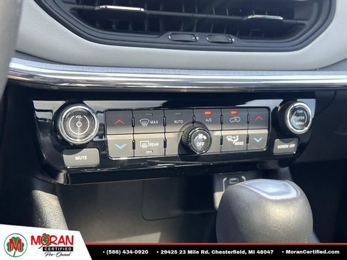 Used 2023 Jeep Compass Limited w/ Sun and Sound Group AWD/4WD image 24
