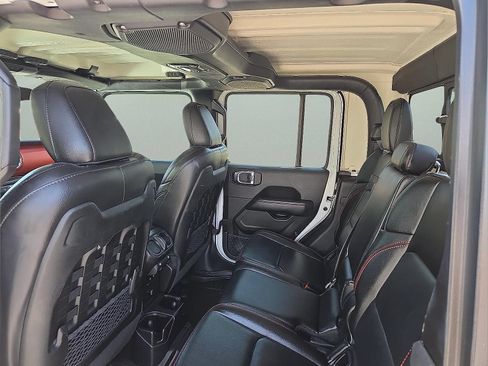 Used 2020 Jeep Gladiator Rubicon AWD/4WD image 20