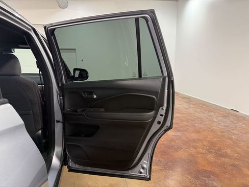 Used 2022 Honda Pilot Sport image 65