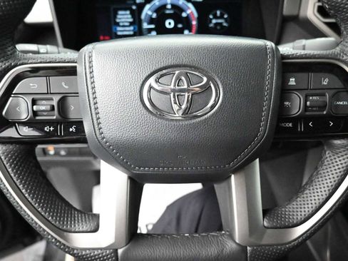 Used 2024 Toyota Tundra Limited image 6