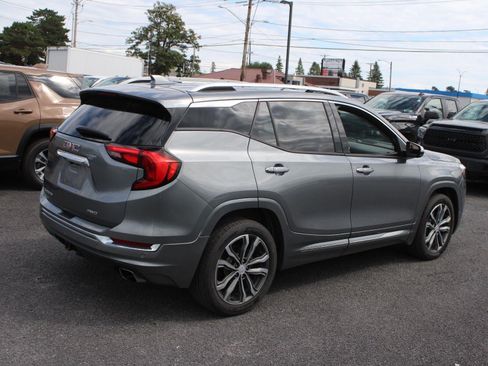 Used 2020 GMC Terrain Denali w/ Denali Premium Package AWD/4WD image 4