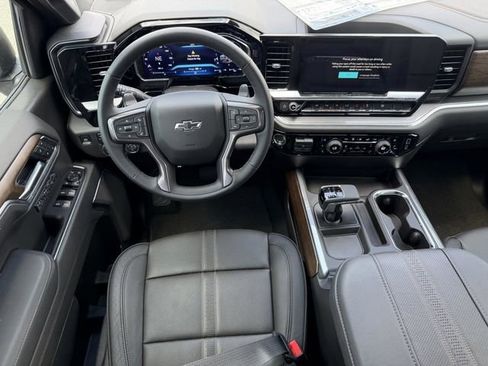 New 2026 Chevrolet Silverado 1500 High Country w/ Midnight Edition AWD/4WD image 18
