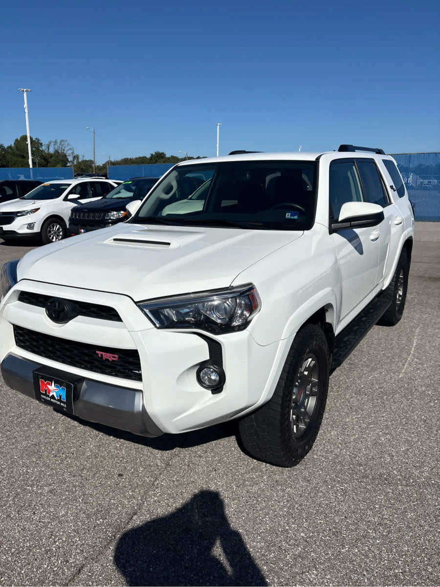 Used 2019 Toyota 4Runner TRD Off-Road AWD/4WD image 29