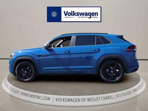 New 2026 Volkswagen Atlas Cross Sport SEL R-Line AWD/4WD image 4