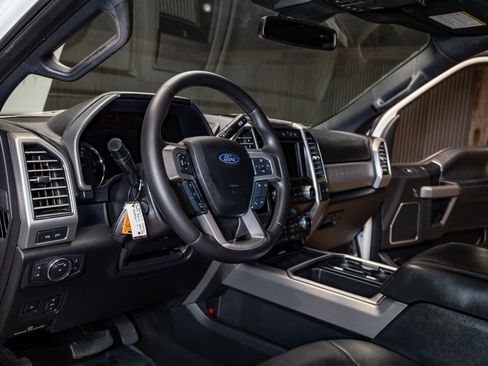 Used 2020 Ford F250 Platinum w/ FX4 Off-Road Package image 16