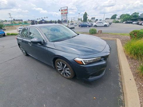 Used 2023 Honda Civic EX image 3