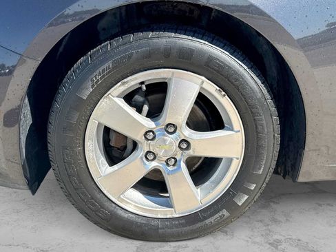 Used 2014 Chevrolet Cruze LT FWD image 13
